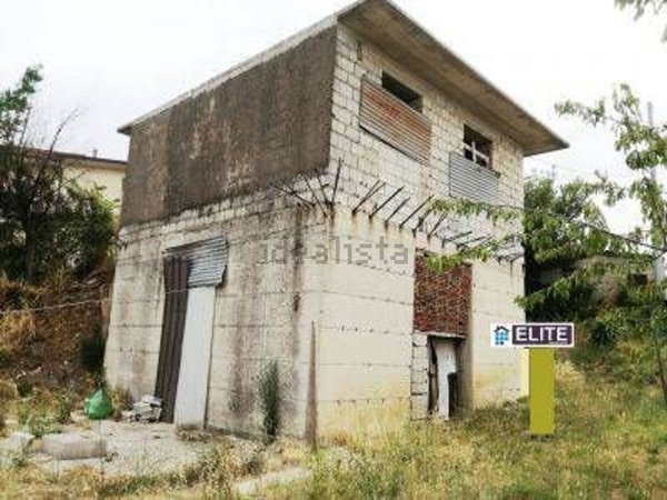 appartamento in vendita a Tufo