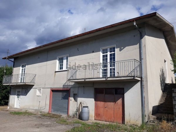 casale in vendita a Venticano