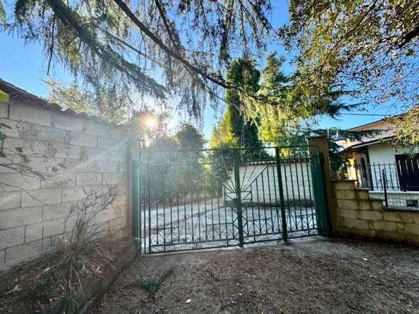 casa indipendente in vendita a Venticano in zona Calore
