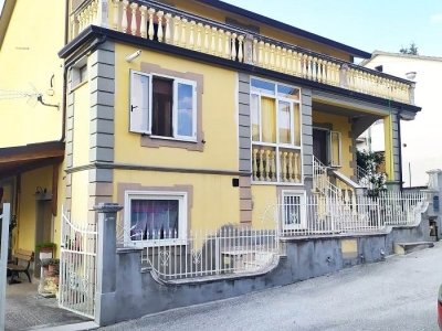 casa indipendente in vendita a Villamaina