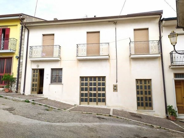 casa indipendente in vendita a Villamaina