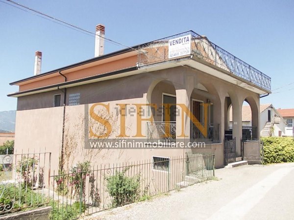 casa indipendente in vendita a Villamaina