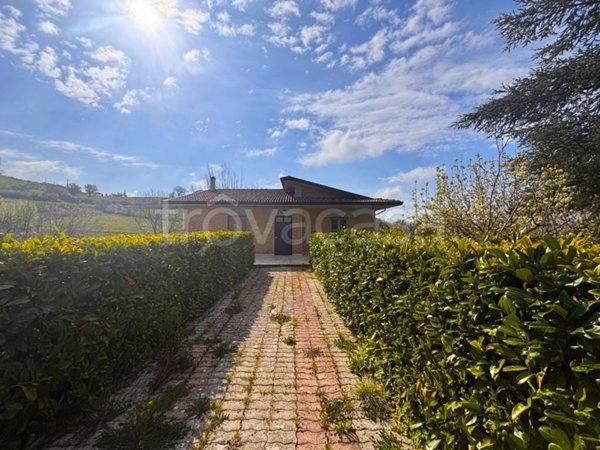 casa indipendente in vendita a Villanova del Battista