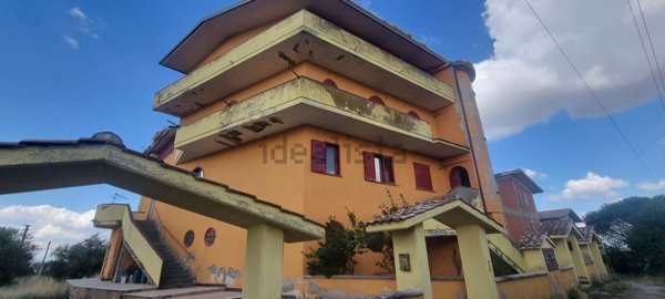 casa indipendente in vendita a Villanova del Battista