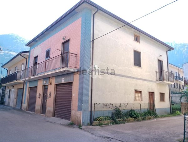 casa indipendente in vendita a Volturara Irpina