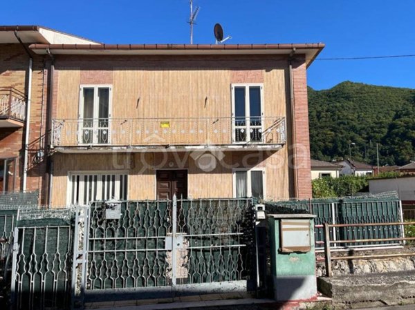 casa indipendente in vendita a Volturara Irpina