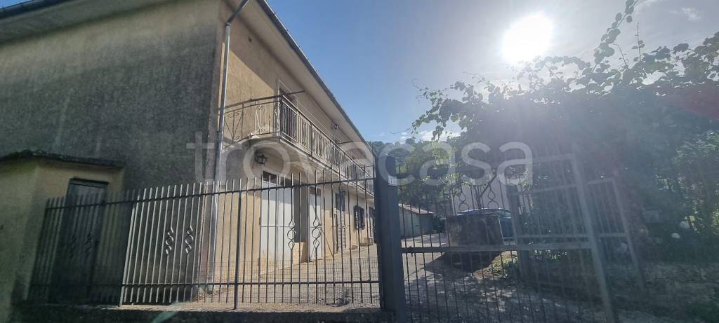 casa indipendente in vendita a Volturara Irpina