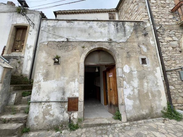 casa semindipendente in vendita a Zungoli