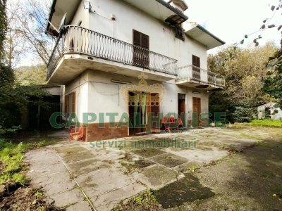 casa indipendente in vendita a Montoro in zona Piano