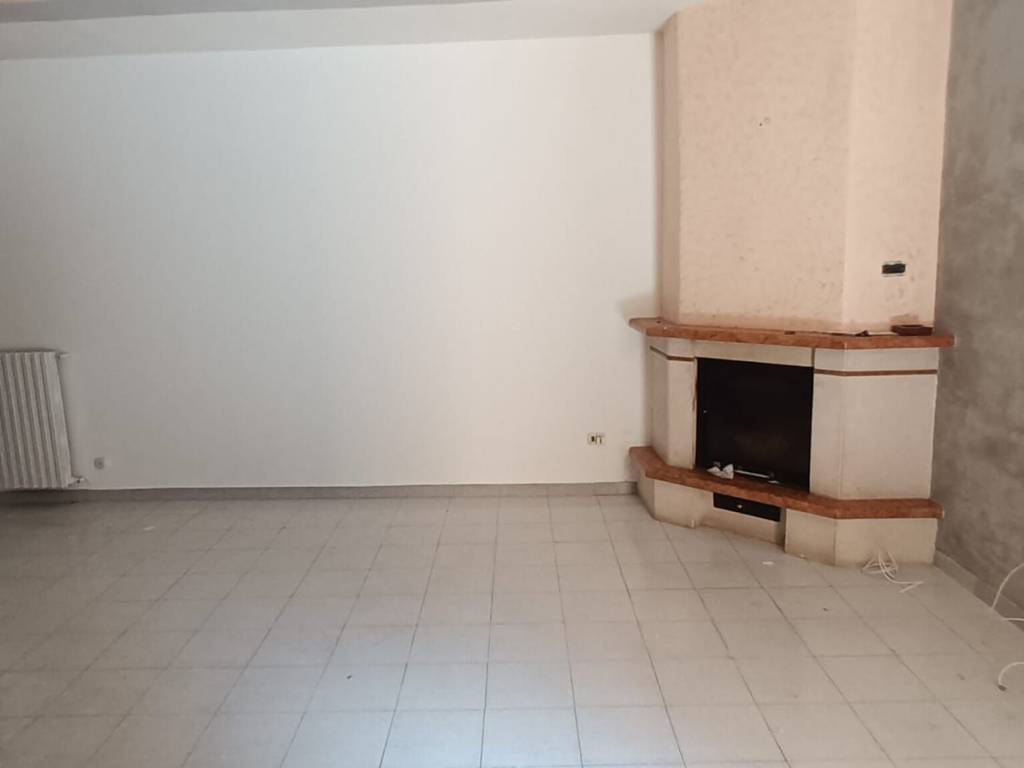 casa indipendente in vendita a Montoro in zona Piano