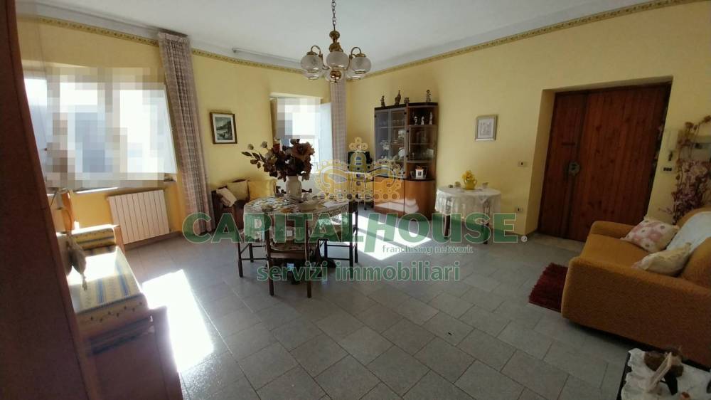 appartamento in vendita a Montoro in zona Piano