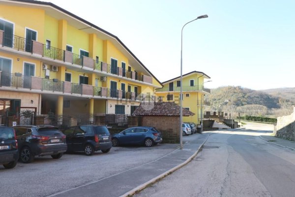 appartamento in vendita a Montoro in zona Piano
