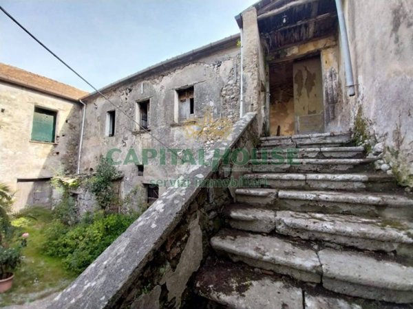 casa indipendente in vendita a Montoro in zona Piano