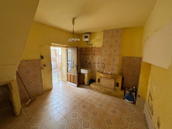 appartamento in vendita a Montoro in zona Piano