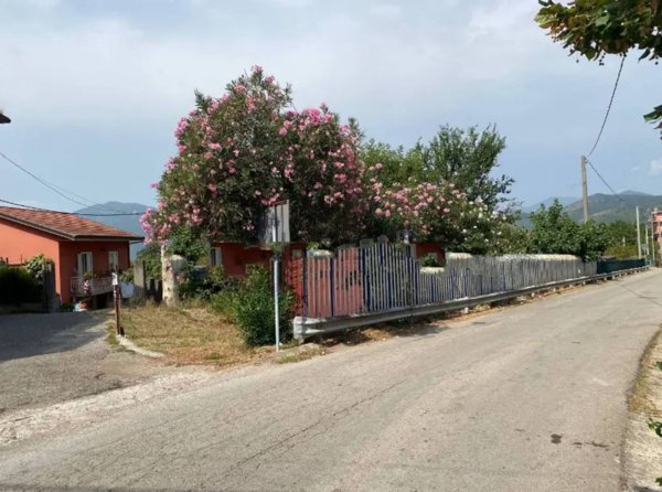 appartamento in vendita a Montoro in zona Piano