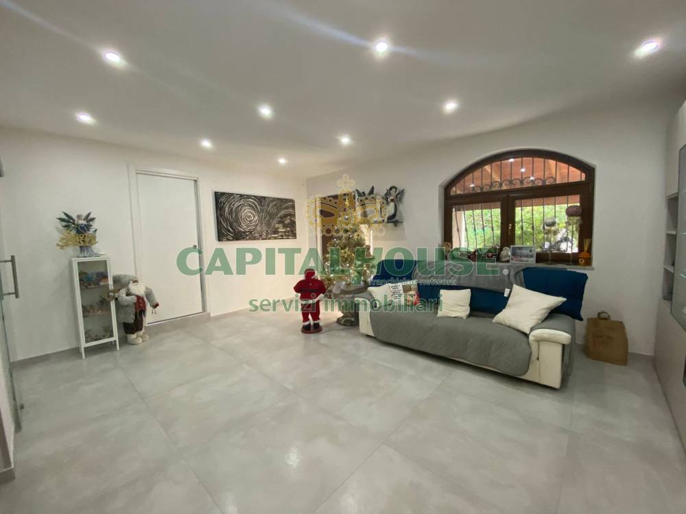 casa indipendente in vendita a Montoro in zona Piano
