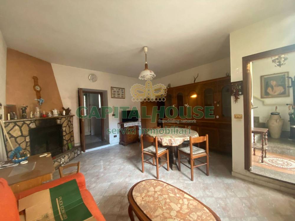 casa indipendente in vendita a Montoro in zona Piano
