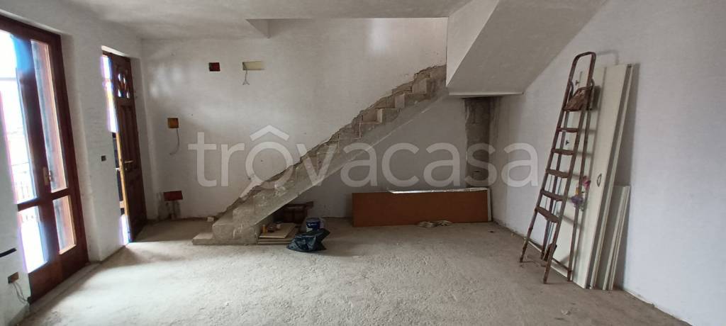 appartamento in vendita a Montoro in zona Piano