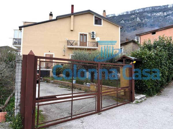 appartamento in vendita a Montoro in zona Piano
