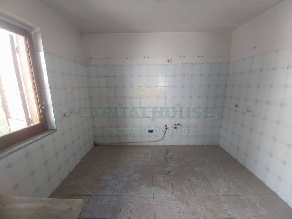casa indipendente in vendita a Montoro in zona Piano