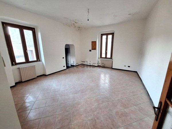 appartamento in vendita a Montoro in zona Piano