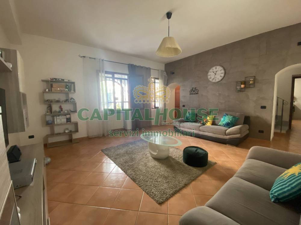 casa indipendente in vendita a Montoro in zona Piano