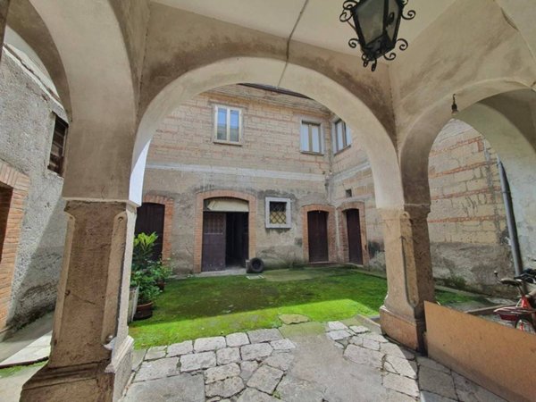 casa indipendente in vendita a Montoro