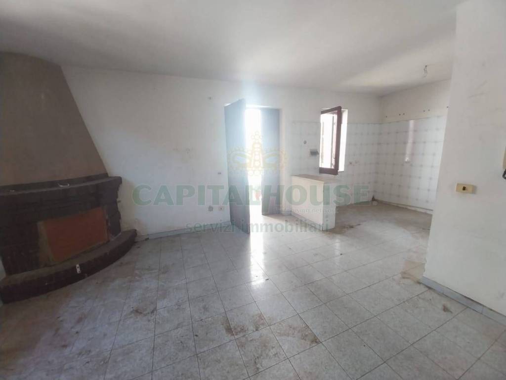 casa indipendente in vendita a Montoro in zona Piano
