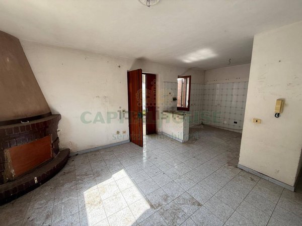casa indipendente in vendita a Montoro in zona Piano
