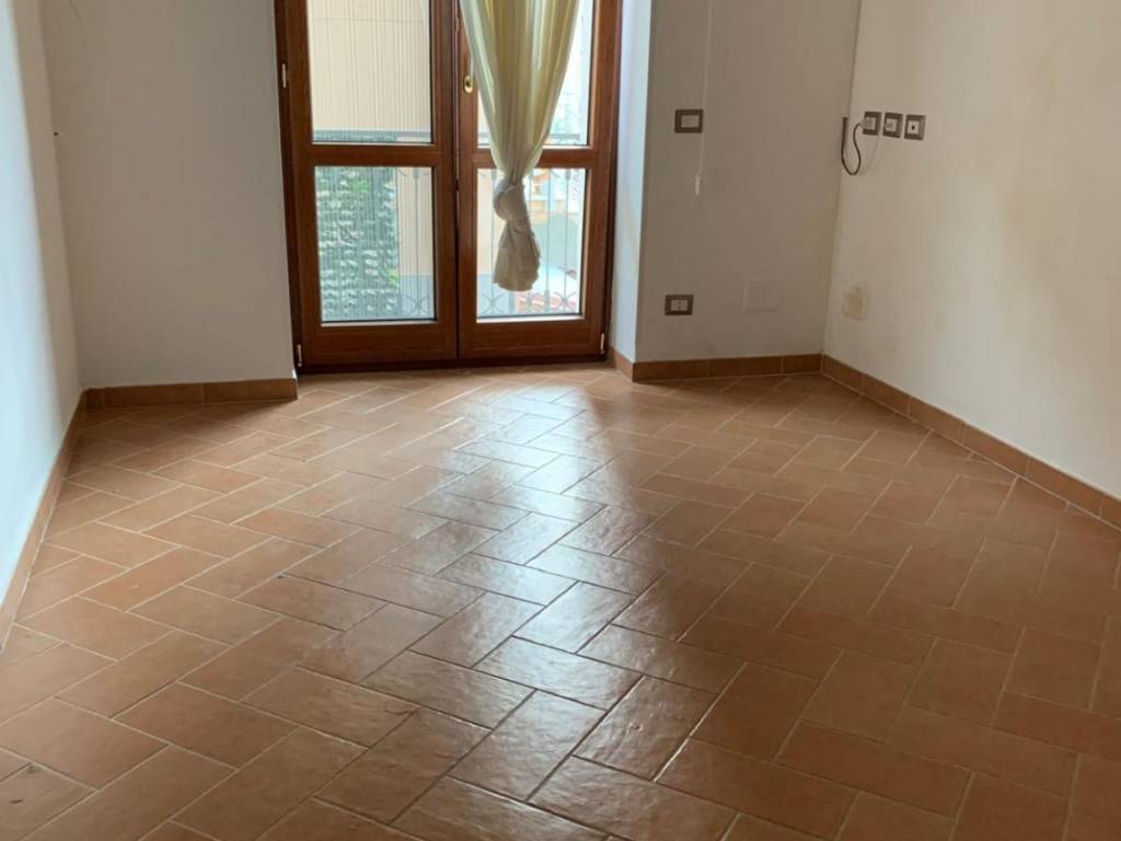 appartamento in vendita a Montoro in zona Piano