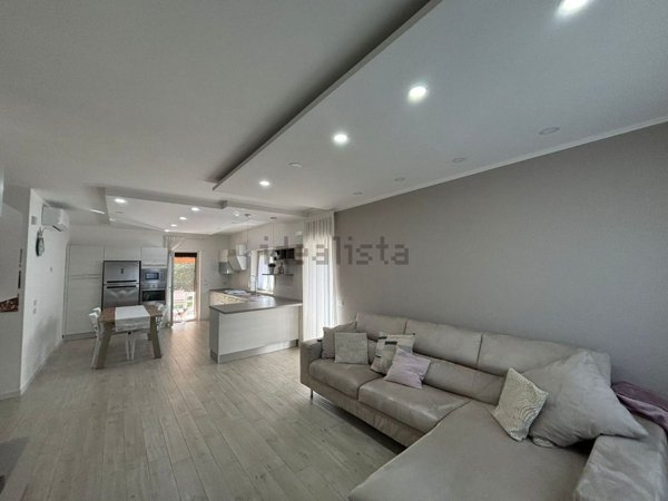 casa indipendente in vendita a Montoro