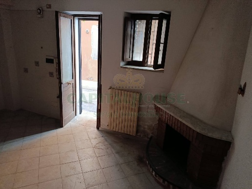 casa indipendente in vendita a Montoro in zona Piano