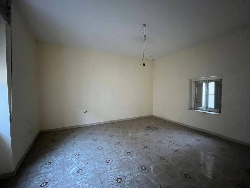 casa indipendente in vendita a Montoro in zona Piano