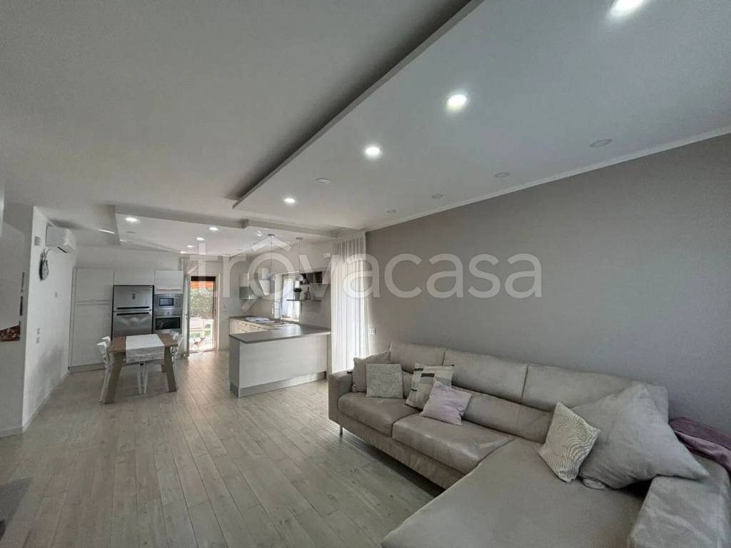 casa indipendente in vendita a Montoro