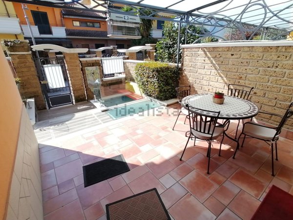 casa indipendente in vendita a Montoro