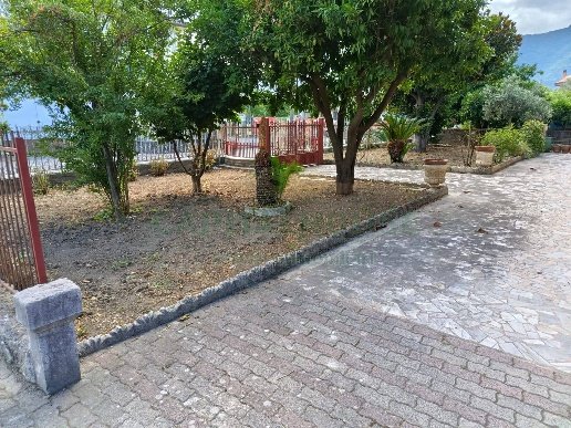 casa indipendente in vendita a Montoro in zona San Pietro