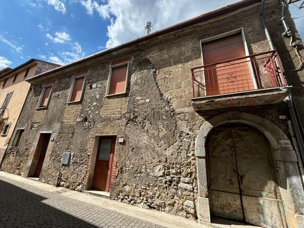 casa indipendente in vendita a Montoro in zona Piano