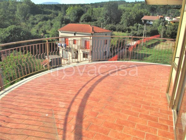 appartamento in vendita a Montoro in zona Piano