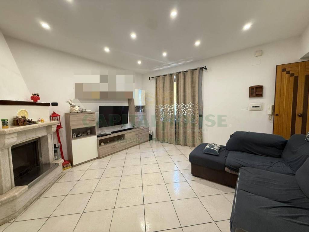 casa indipendente in vendita a Montoro in zona Piano