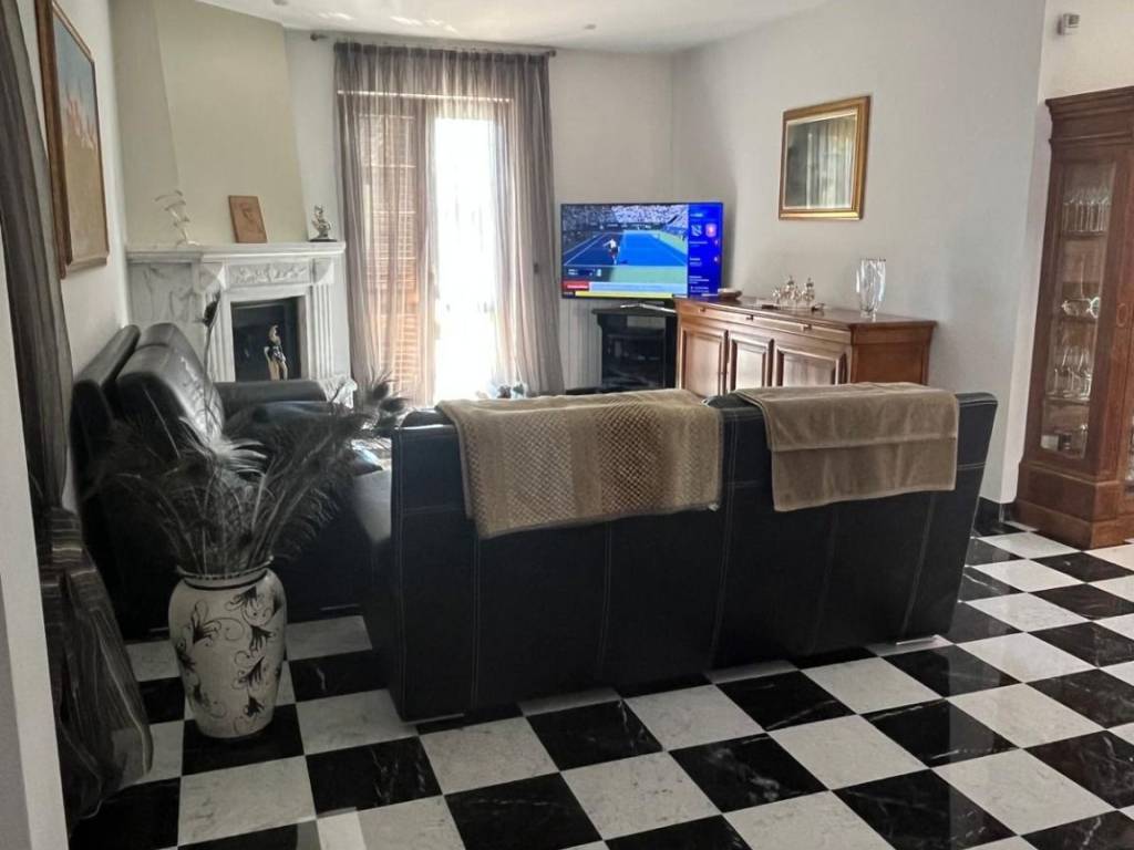 casa indipendente in vendita a Montoro in zona Piano