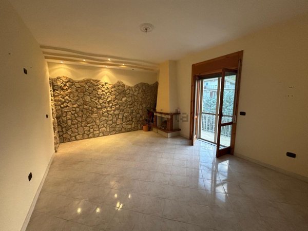 appartamento in vendita a Montoro in zona Piano