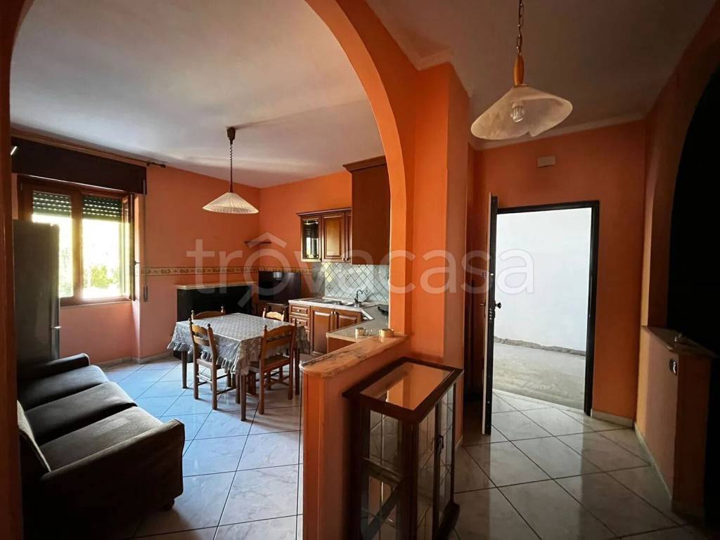 appartamento in vendita a Montoro in zona Piano