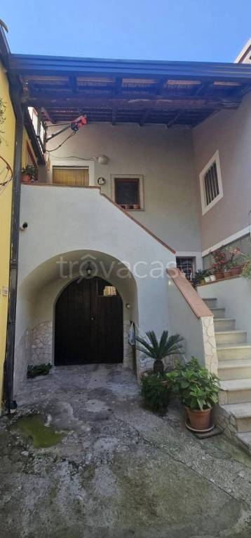 casa indipendente in vendita a Montoro in zona Piano