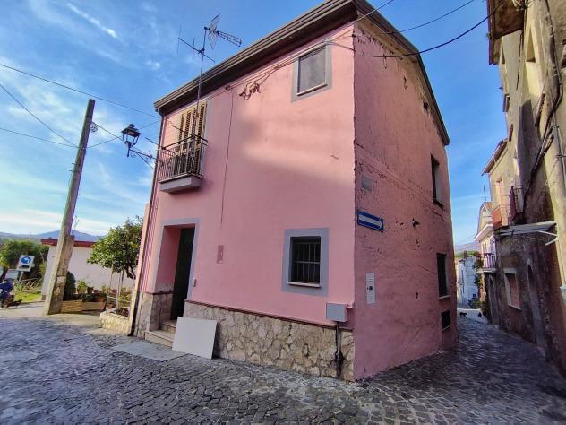 casa semindipendente in vendita a Montoro in zona Piano