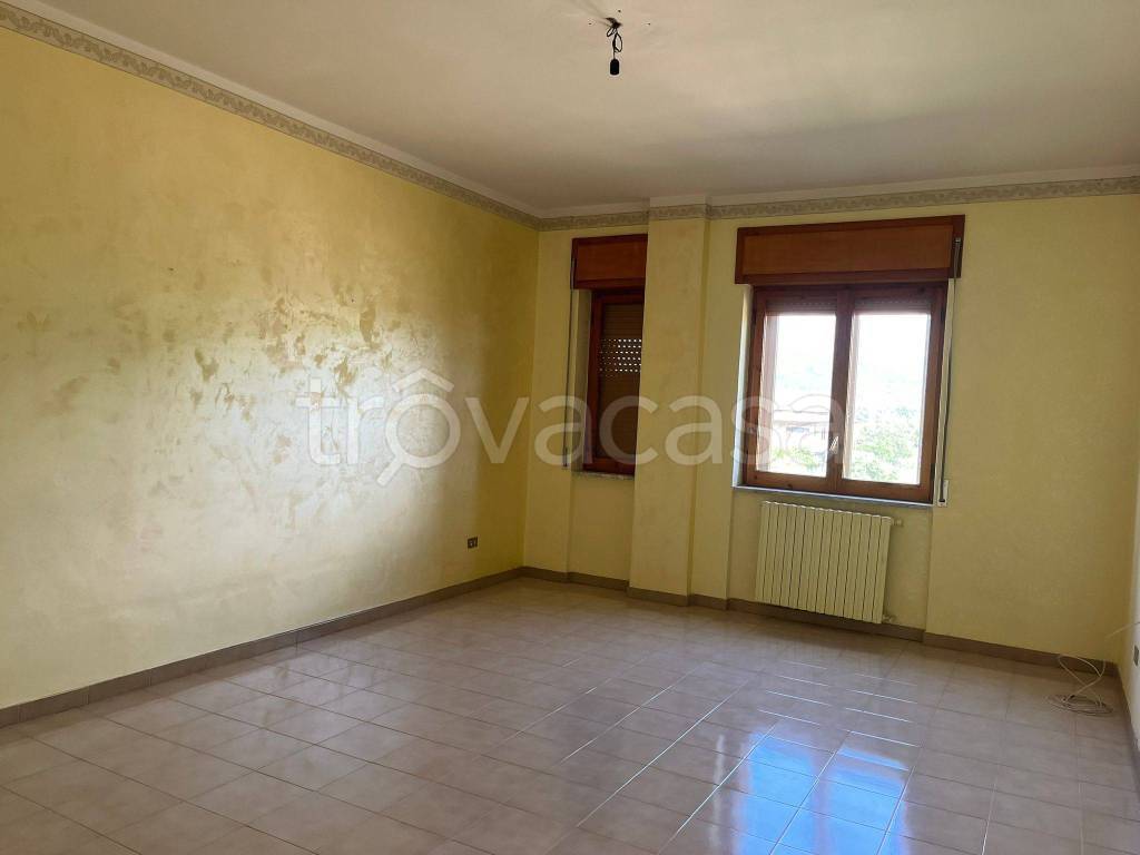 appartamento in vendita a Montoro in zona Preturo