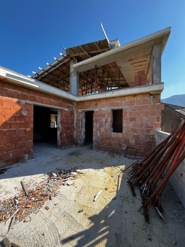 casa indipendente in vendita a Montoro in zona Piano