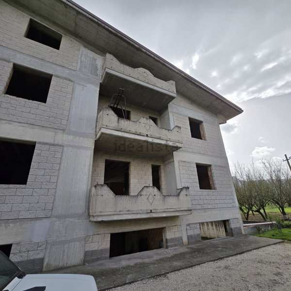 appartamento in vendita a Montoro in zona Piano