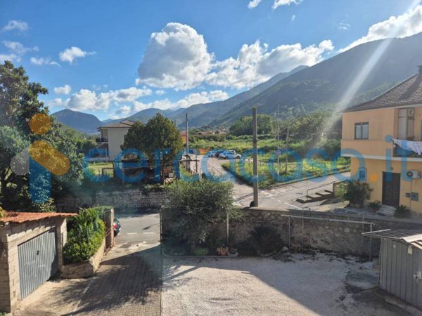 appartamento in vendita a Montoro in zona Piano