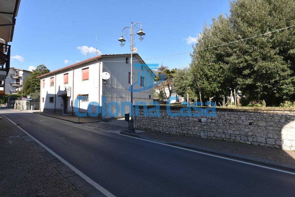 casa indipendente in vendita a Montoro in zona Piano