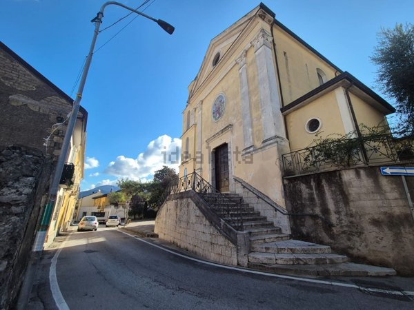 casa indipendente in vendita a Montoro in zona Piano